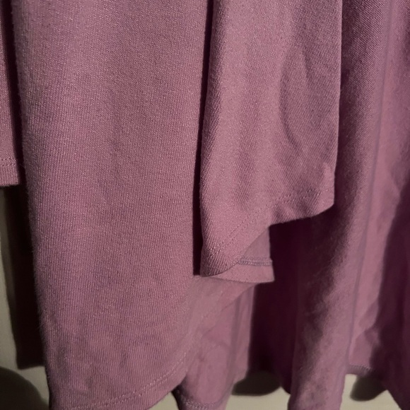 Cardigan style lavender wrap/sweater by Wantables.  Long sleeve. - Picture 4 of 6